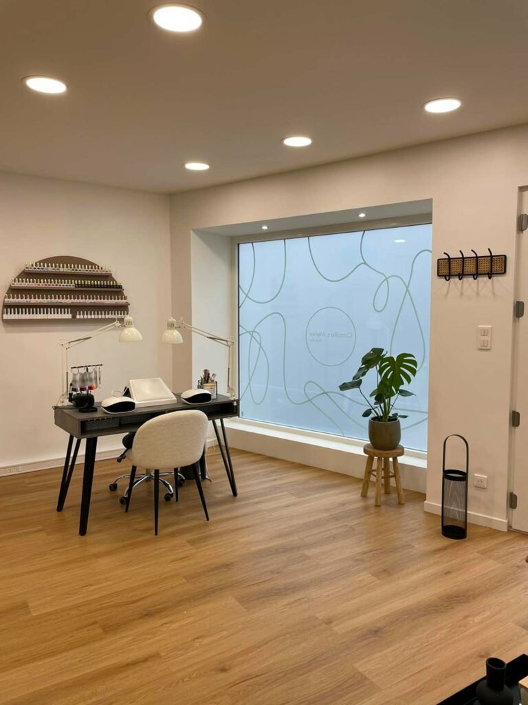 ap-design-renov-salon-onglerie-12