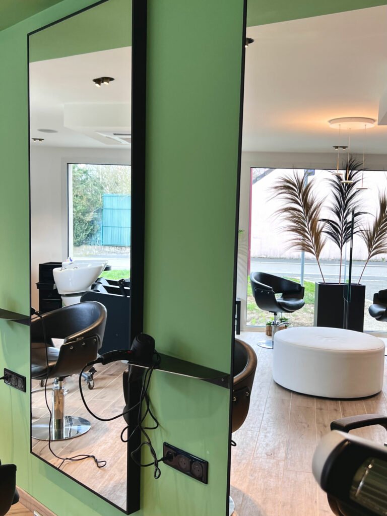 ap-design-salondecoiffure-2 Aménagement et décoration d’un salon de coiffure - AP Design, architecte sur la Côte d'Azur