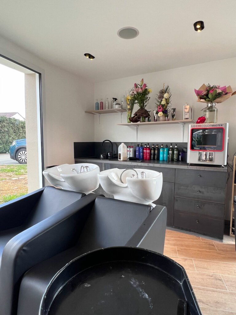 ap-design-salondecoiffure-8 Aménagement et décoration d’un salon de coiffure - AP Design, architecte sur la Côte d'Azur