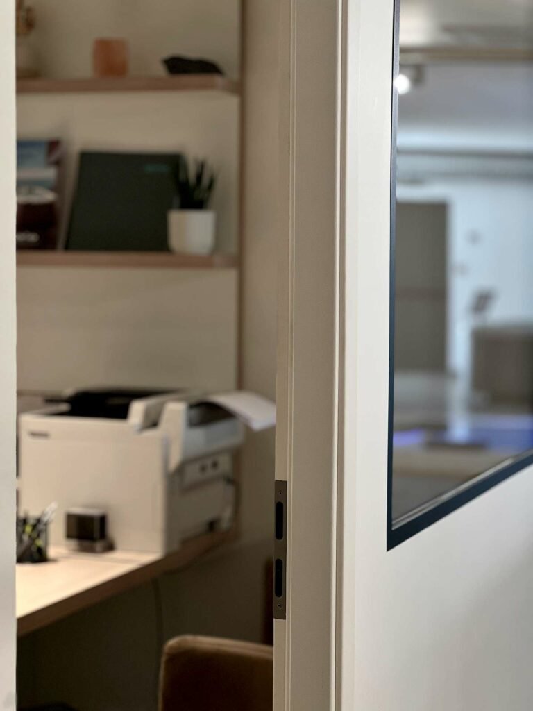 ap-design-showroom-spa-14